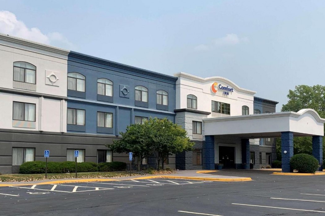 Comfort Inn Saint Paul East MN 1/19
