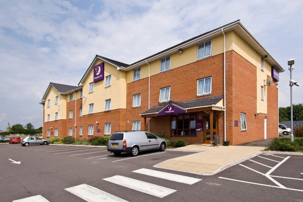 Premier Inn Swindon Central 8/19
