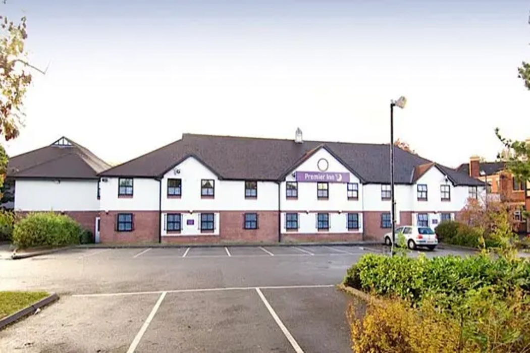 Premier Inn Manchester Airport Heald Green