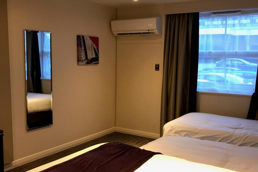 Premier Inn Portsmouth North Harbour 10/31