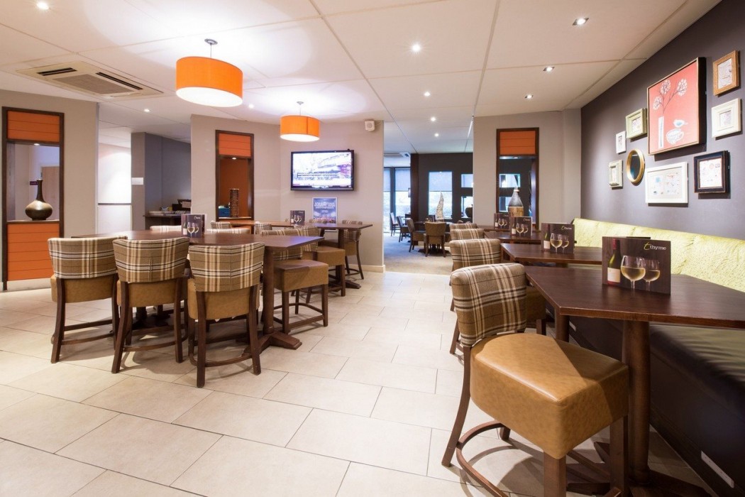 Premier Inn Portsmouth Port Solent 32/69