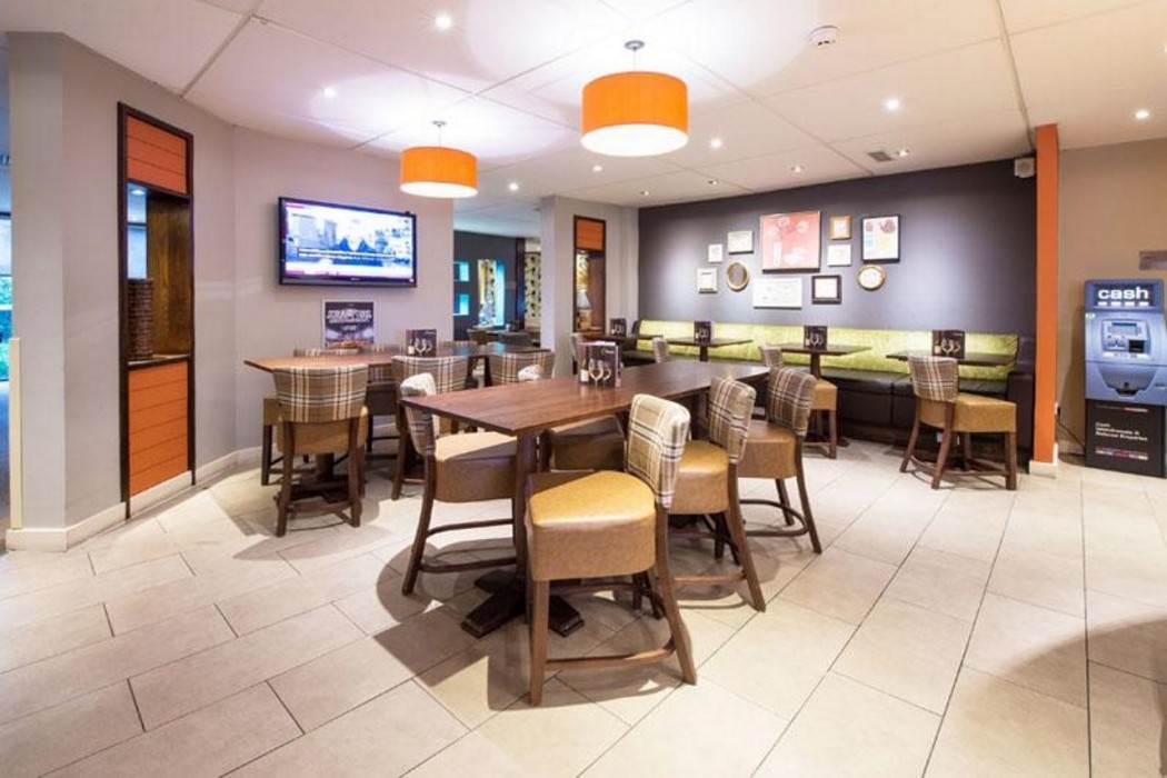 Premier Inn Portsmouth Port Solent 15/69