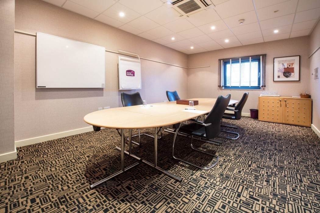Premier Inn Portsmouth Port Solent 34/69