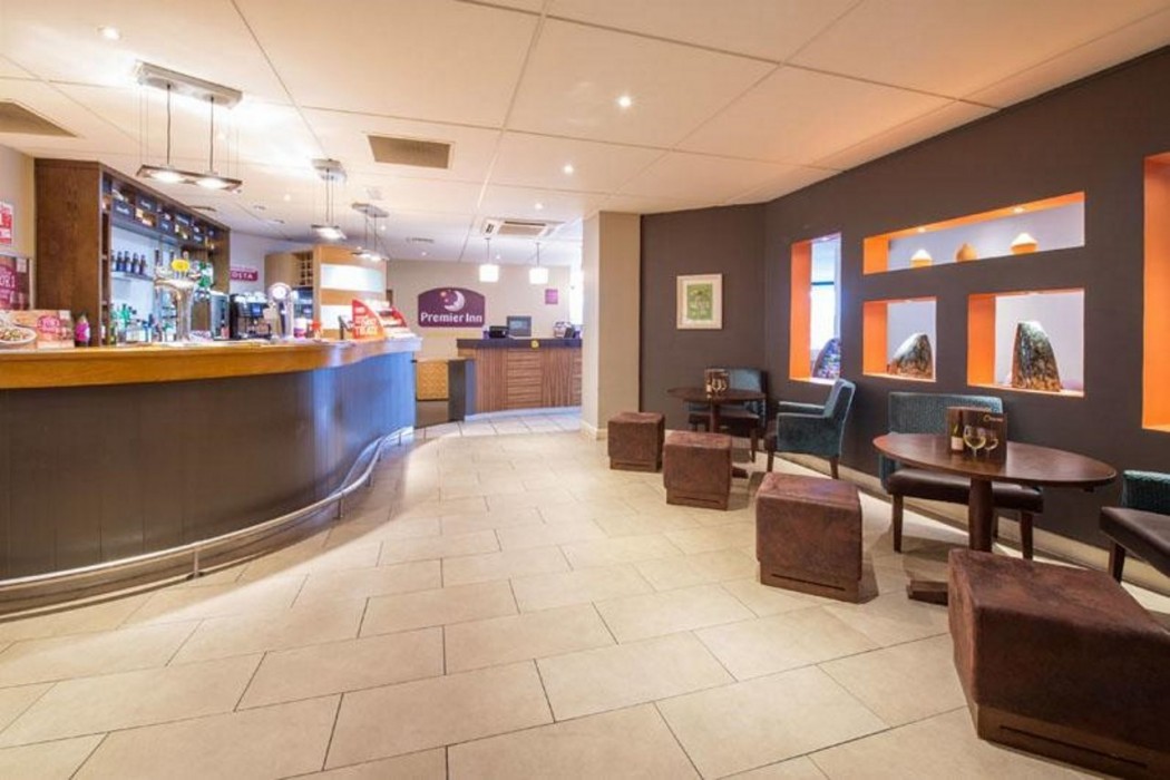 Premier Inn Portsmouth Port Solent 16/69
