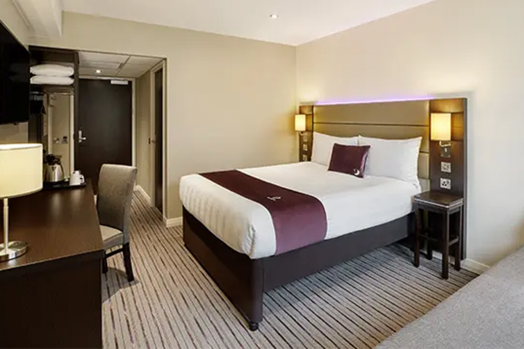 Premier Inn Taunton Central (North) 6/26