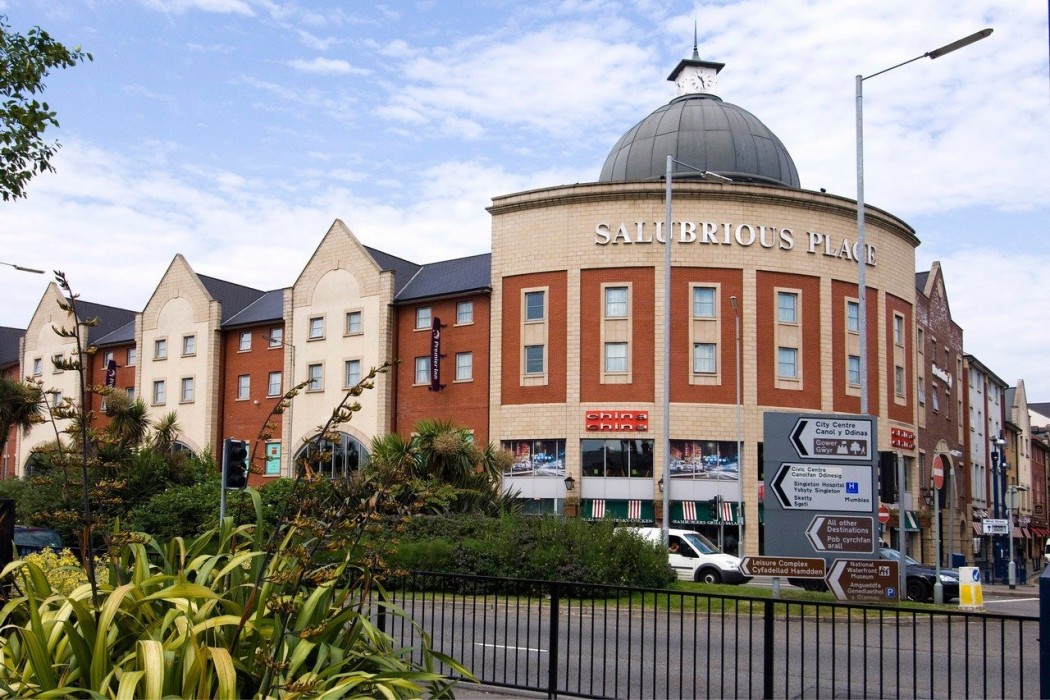 Premier Inn Swansea City Centre 16/39