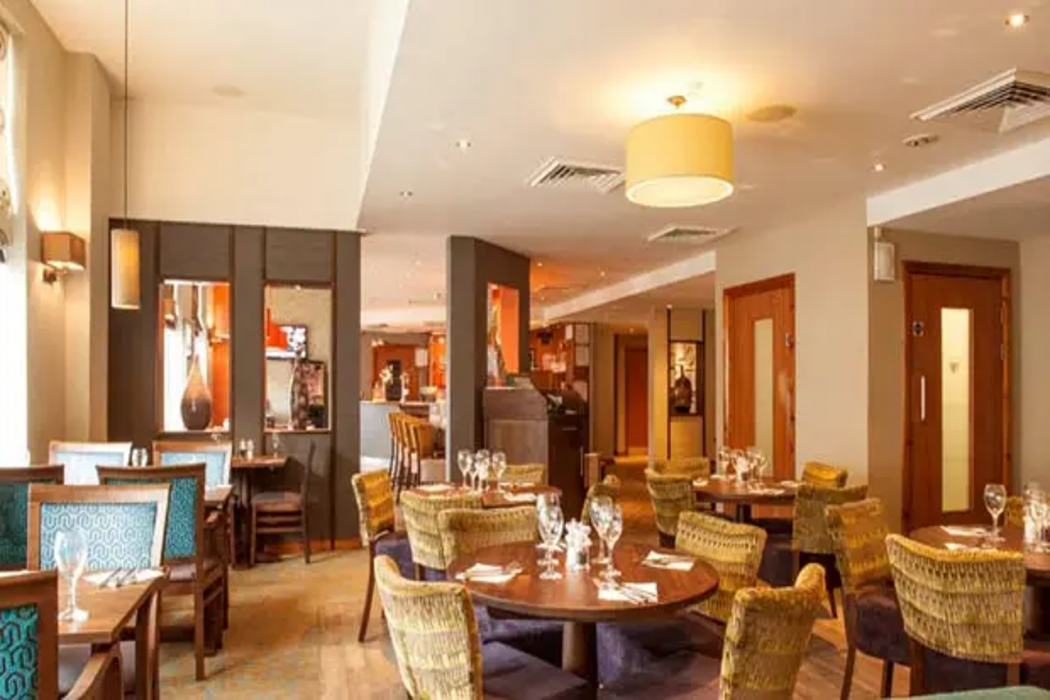 Premier Inn Swansea City Centre 13/39