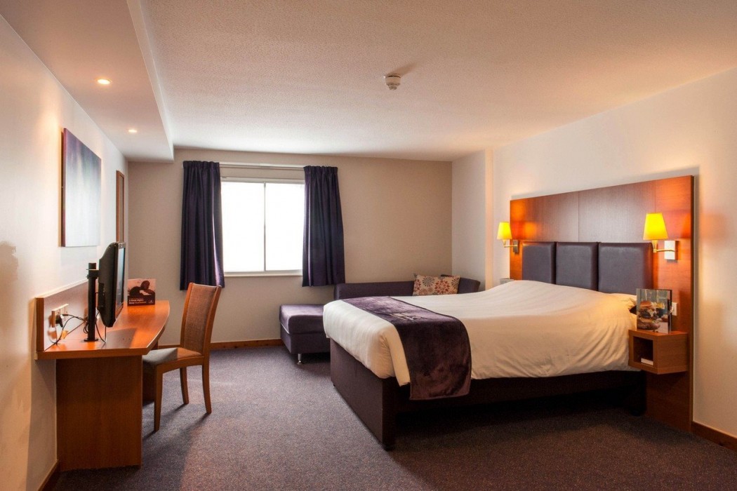 Premier Inn Swansea City Centre 27/39