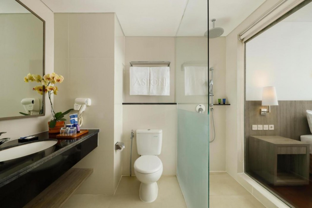 Aston Canggu Beach Resort 12/61