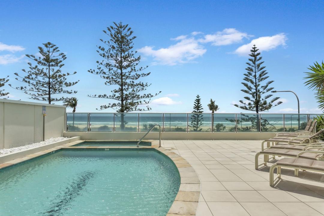 Reflections Coolangatta Beach 13/20