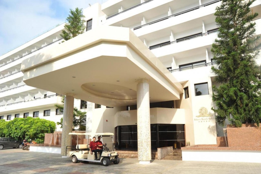 Adams Beach Hotel Deluxe Wing (Adults Only) 3/64