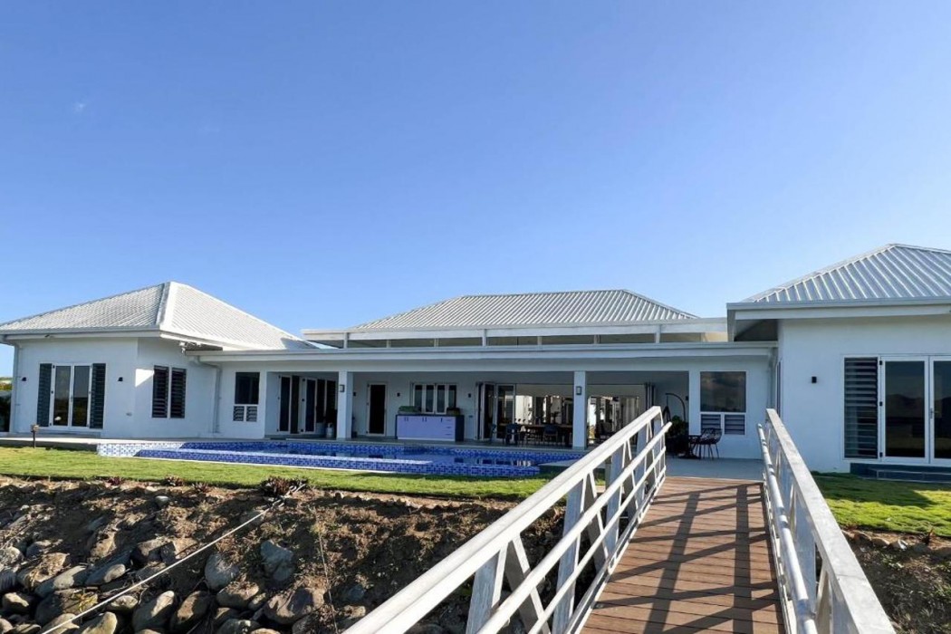 Naisoso Island Villas in NADI