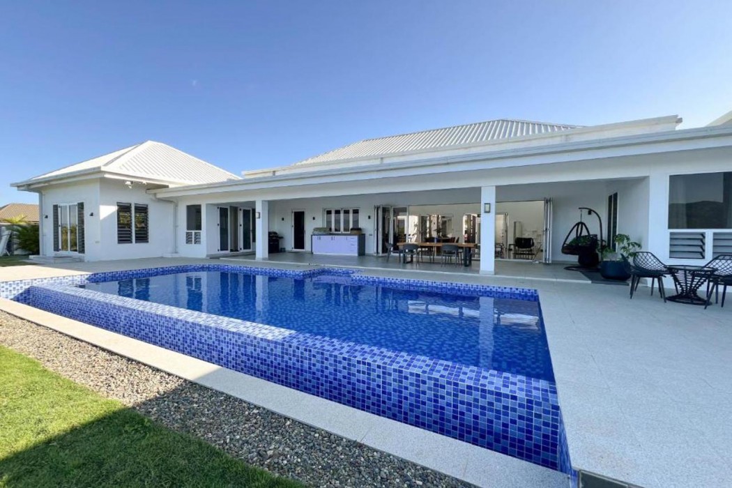 Naisoso Island Villas 8/69