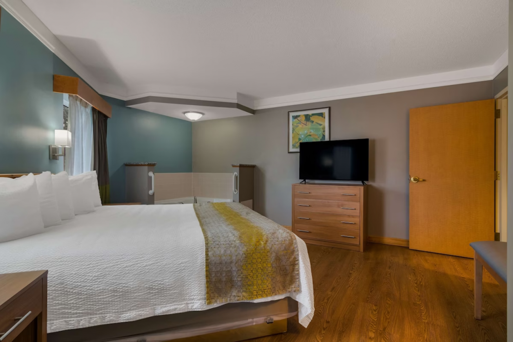 Best Western Plus Executive Court Inn & Conference Center 32/73