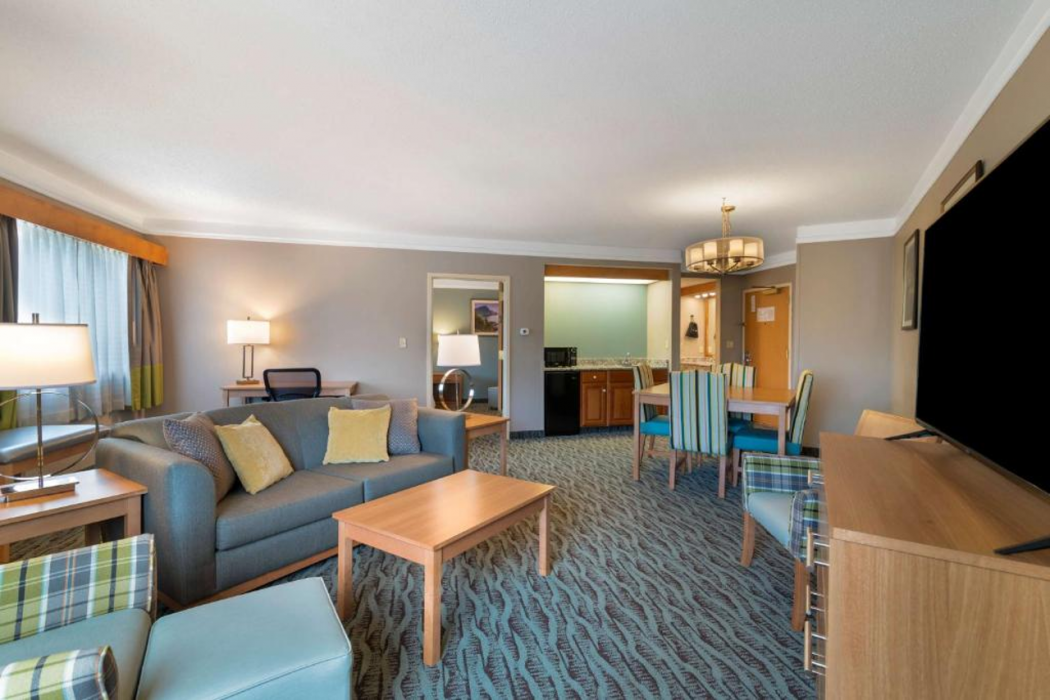 Best Western Plus Executive Court Inn & Conference Center 60/73