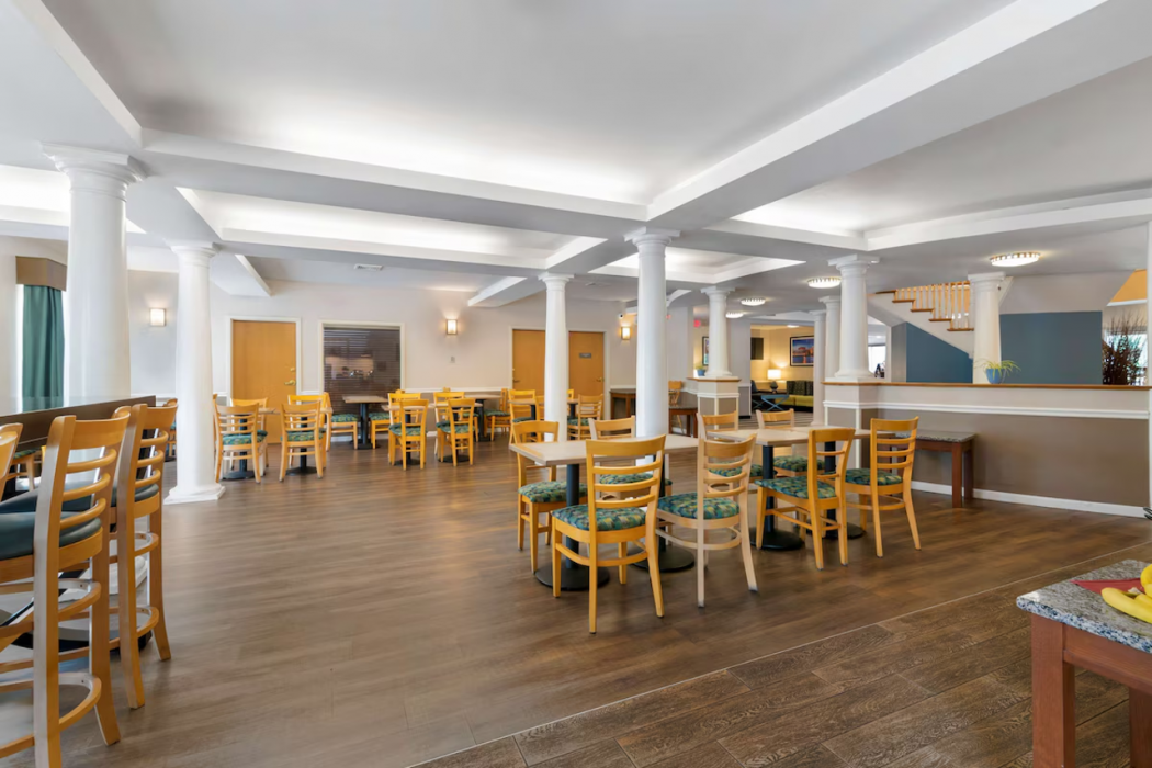 Best Western Plus Executive Court Inn & Conference Center 55/73