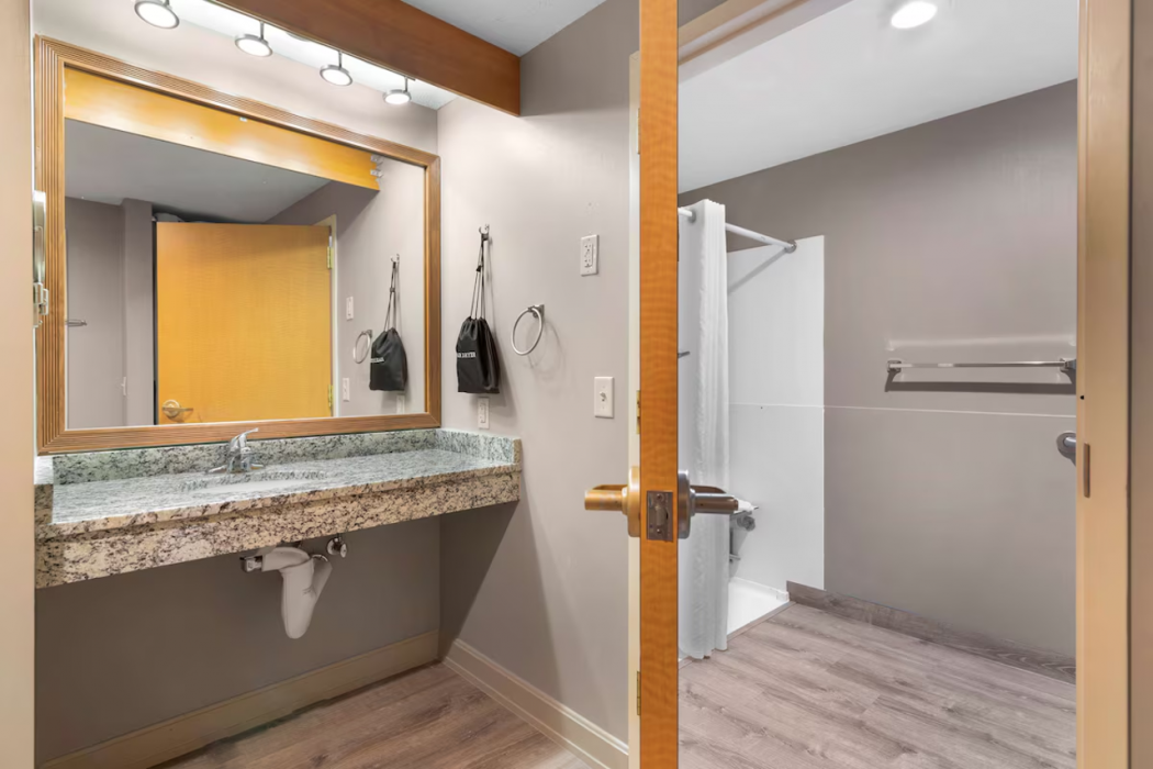 Best Western Plus Executive Court Inn & Conference Center 42/73