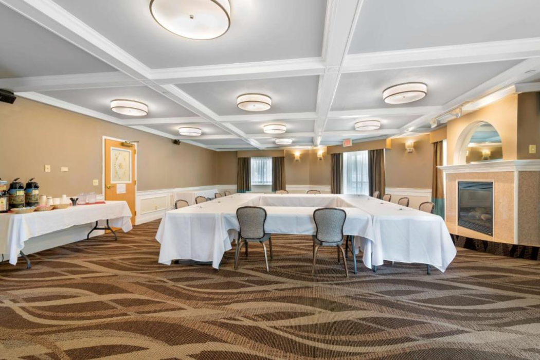 Best Western Plus Executive Court Inn & Conference Center 58/73
