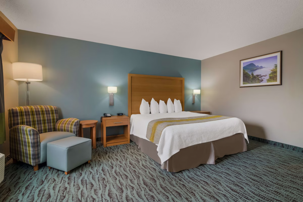 Best Western Plus Executive Court Inn & Conference Center 38/73