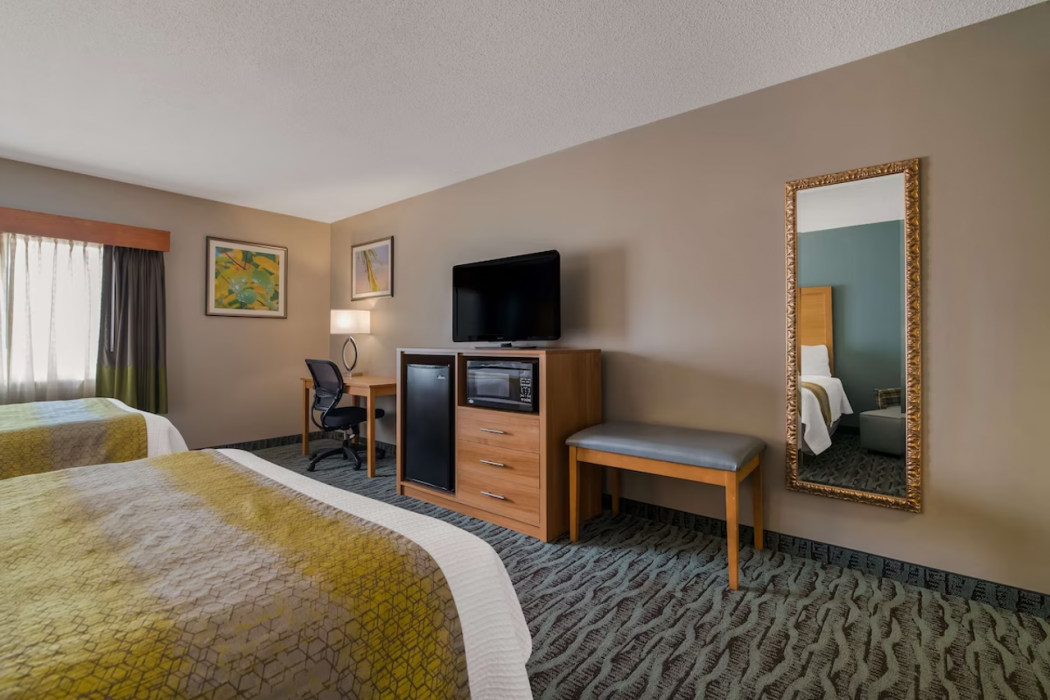 Best Western Plus Executive Court Inn & Conference Center 22/73