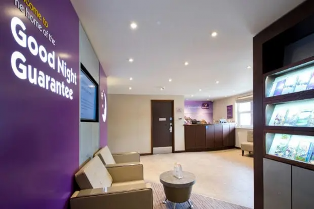 Premier Inn Christchurch West 28/60
