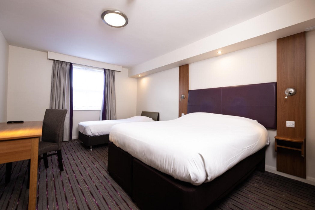 Ibis Coleraine Riverside 12/60