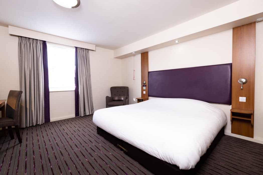 Ibis Coleraine Riverside 16/60
