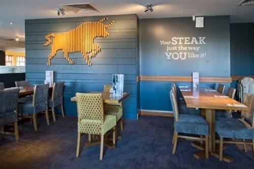 Premier Inn Dartford 13/33