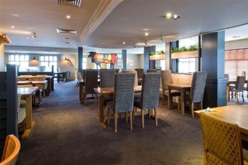 Premier Inn Dartford 12/33