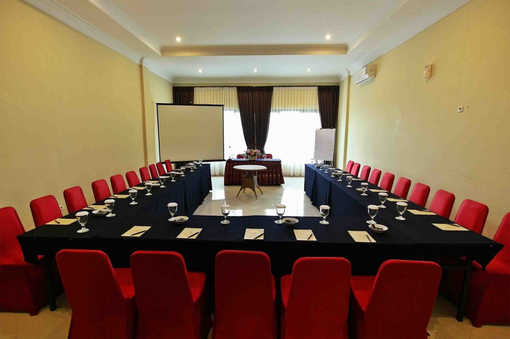 Grand Ussu Hotel And Convention 34/59