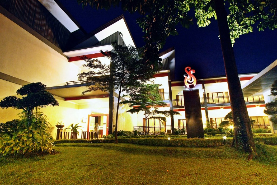 Grand Ussu Hotel And Convention 37/59