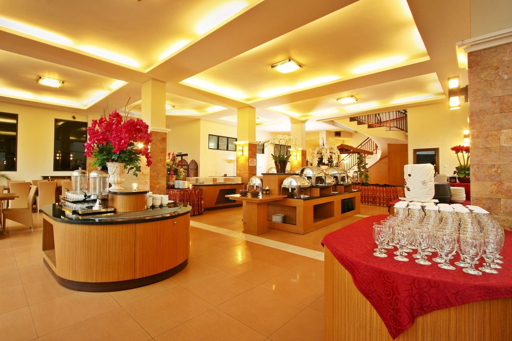 Grand Ussu Hotel And Convention 33/59