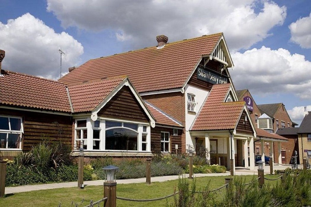 Premier Inn Southend Airport 15/31