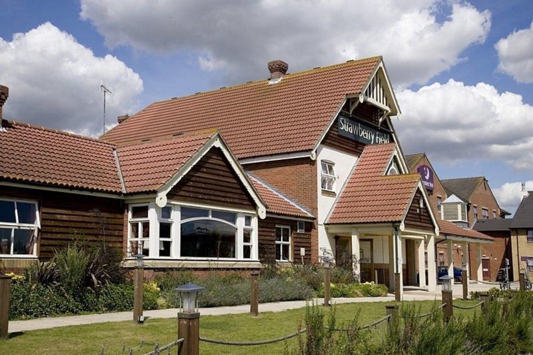 Premier Inn Southend Airport 11/31