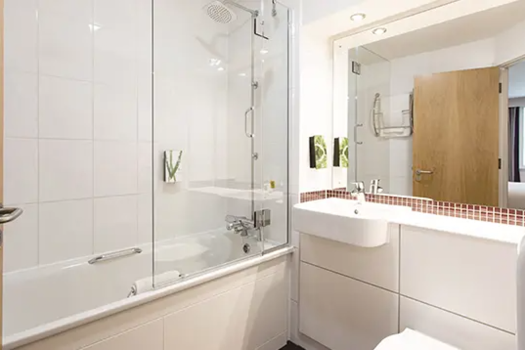 Premier Inn Weymouth Seafront 12/24