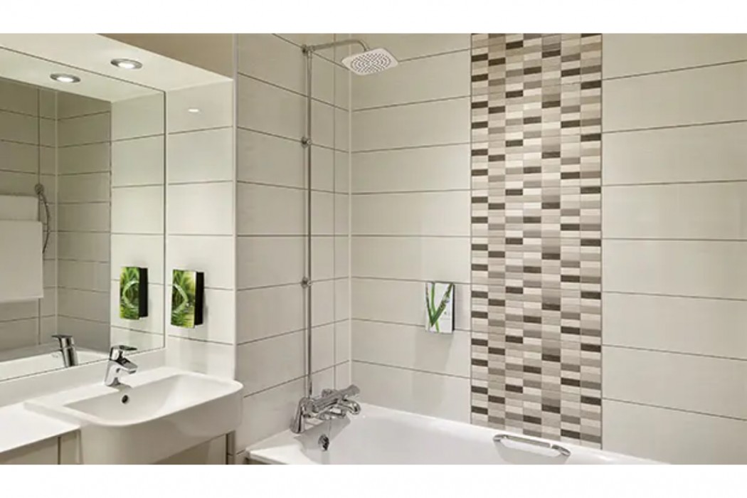Premier Inn Bicester 21/56