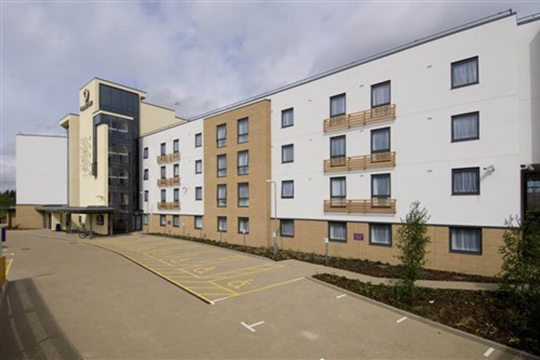 Premier Inn Cambridge (A14, J32)