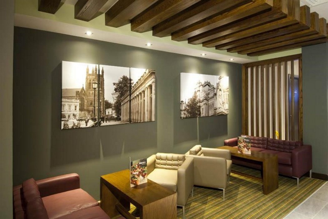 Premier Inn Leamington Spa Town Centre 18/54