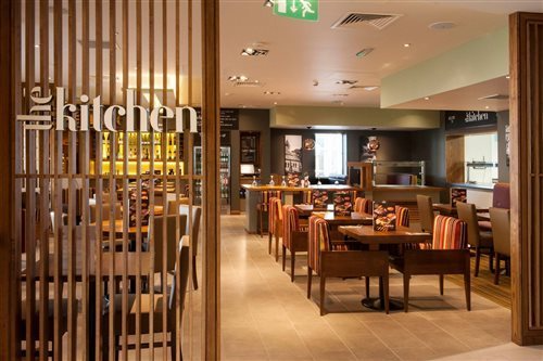 Premier Inn Fleet 16/31