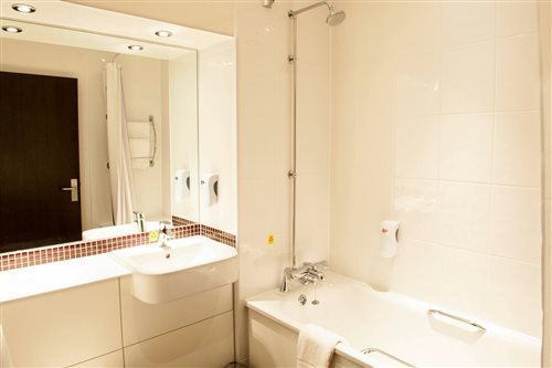 Premier Inn Fleet 10/31