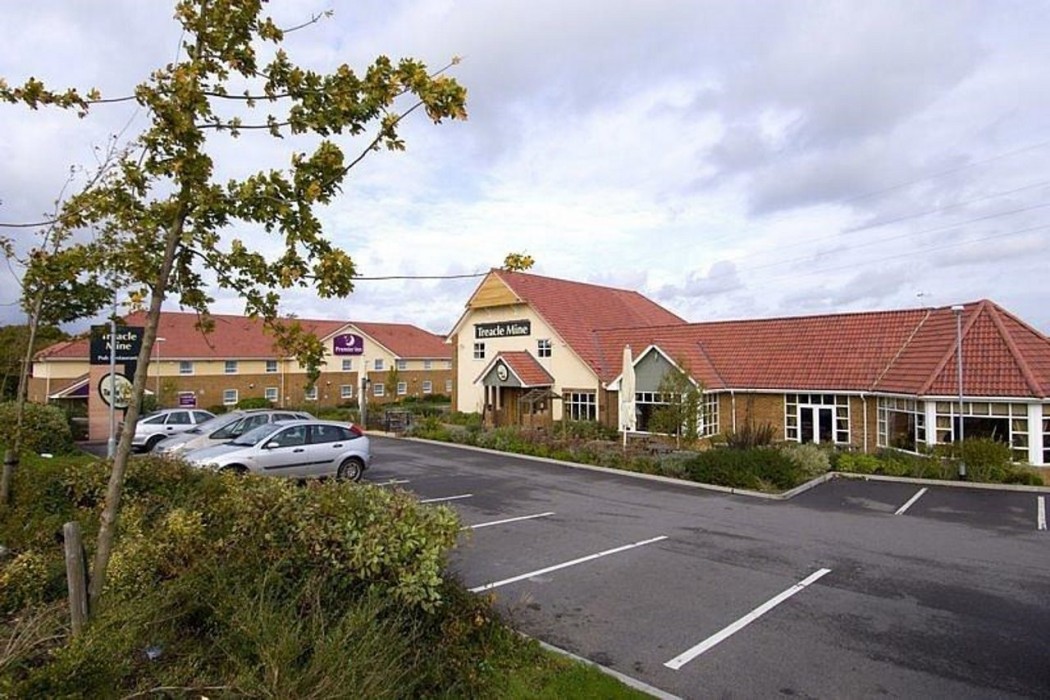 Premier Inn Eastbourne Polegate in WEALDEN