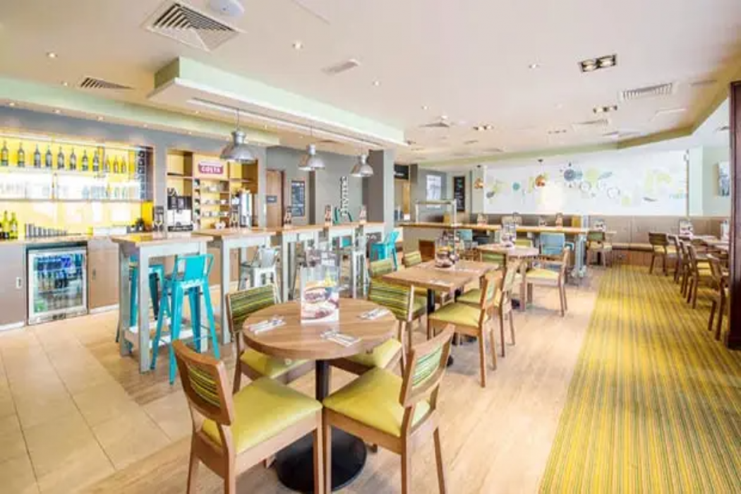 Premier Inn Eastbourne Town Centre 17/39
