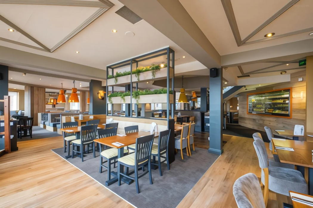 Premier Inn Gloucester (Longford) 16/28
