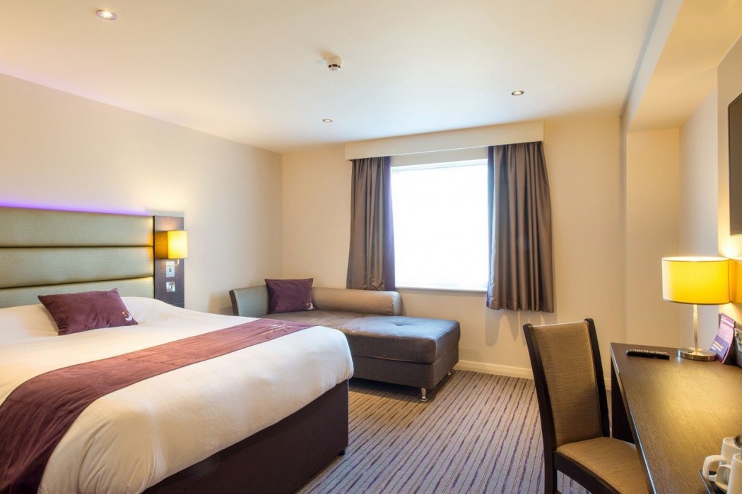 Premier Inn Haverfordwest (North/A40) 9/53