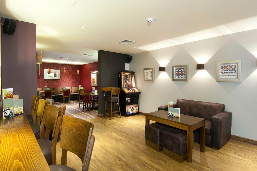 PREMIER INN HIGH WYCOMBE CENTRAL 22/40