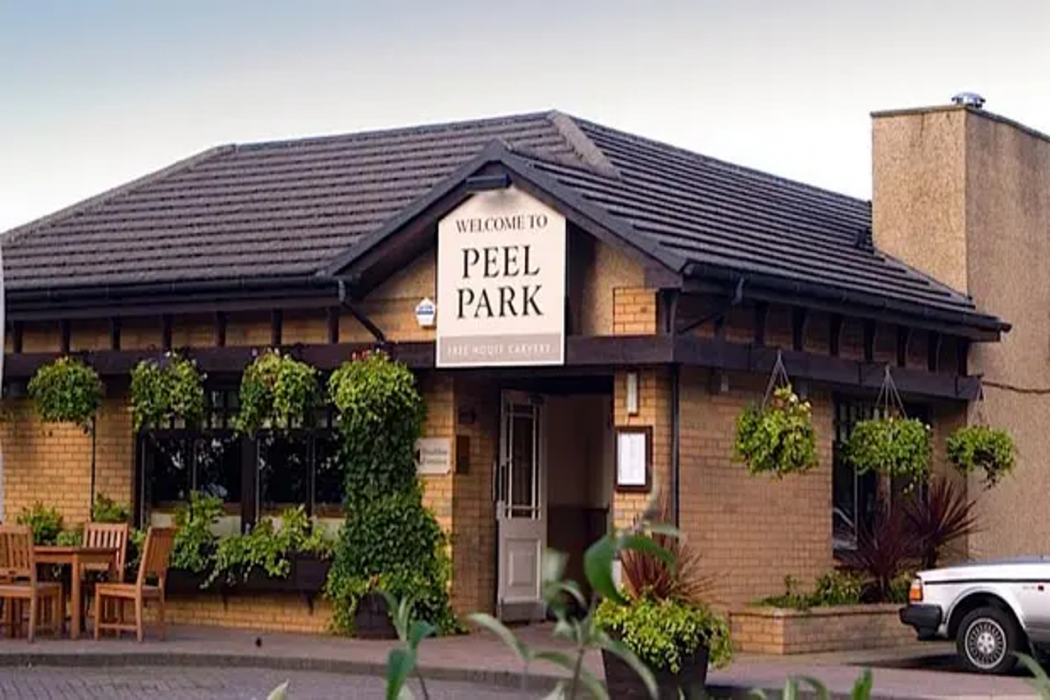 Premier Inn Glasgow East Kilbride (Peel Park)