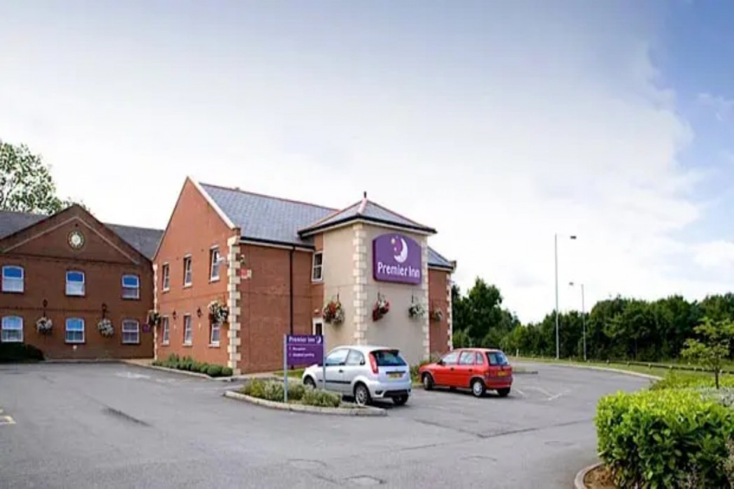 Premier Inn Kettering Hotel