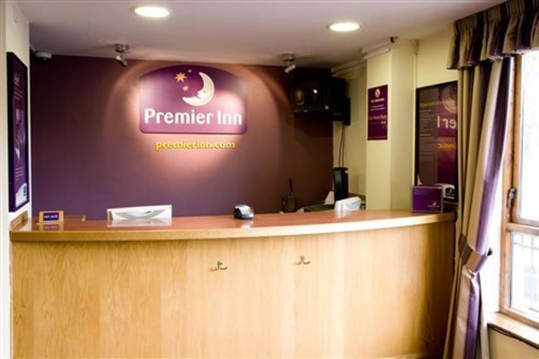 Lobby at Premier Inn London Romford (Mercury Gardens), LONDON