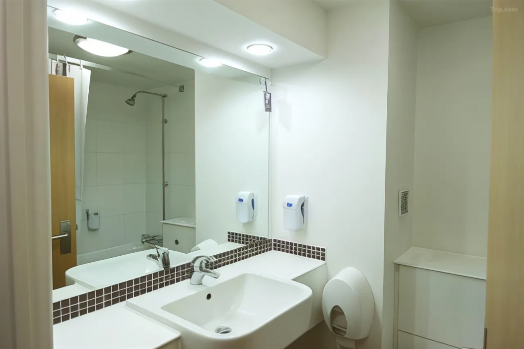 Premier Inn Nuneaton/Coventry 13/37