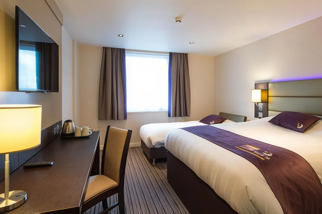 Premier Inn Oldham Central 10/48